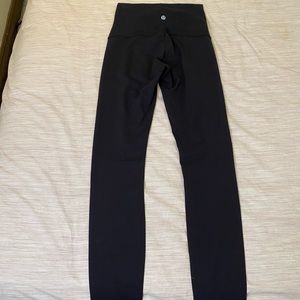 Wunder Under Lululemon Leggings 28” Luon
